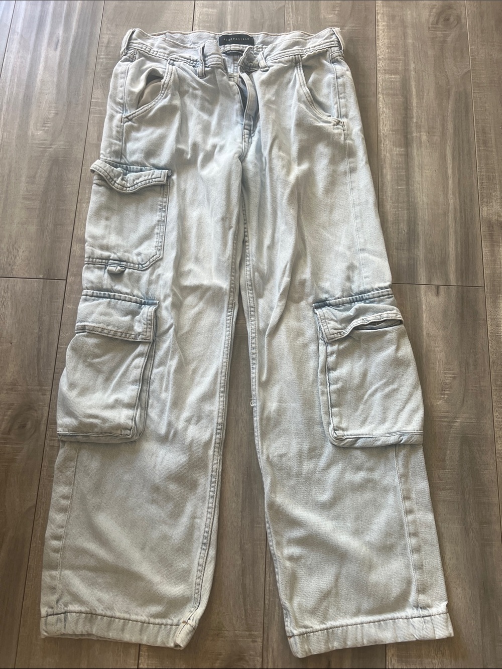 Aeropostale Pale Blue Cargo Pants